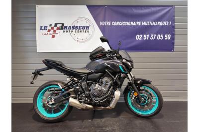 YAMAHA MT-07