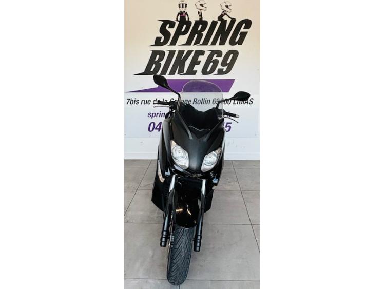 YAMAHA XMAX 125