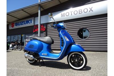 VESPA GTS SUPER SPORT