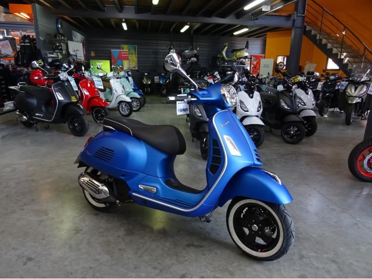 VESPA GTS 125 SUPER SPORT