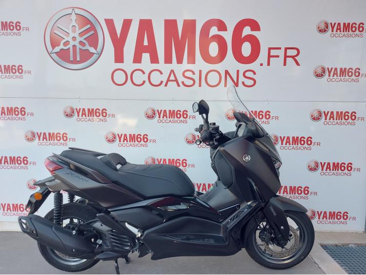 YAMAHA X-MAX 125 TECH MAX +