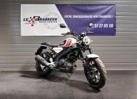 YAMAHA XSR 125