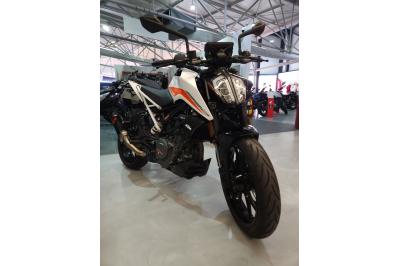 KTM 390 DUKE