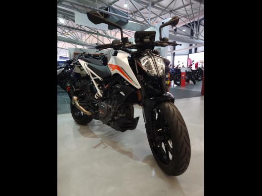KTM 390 DUKE