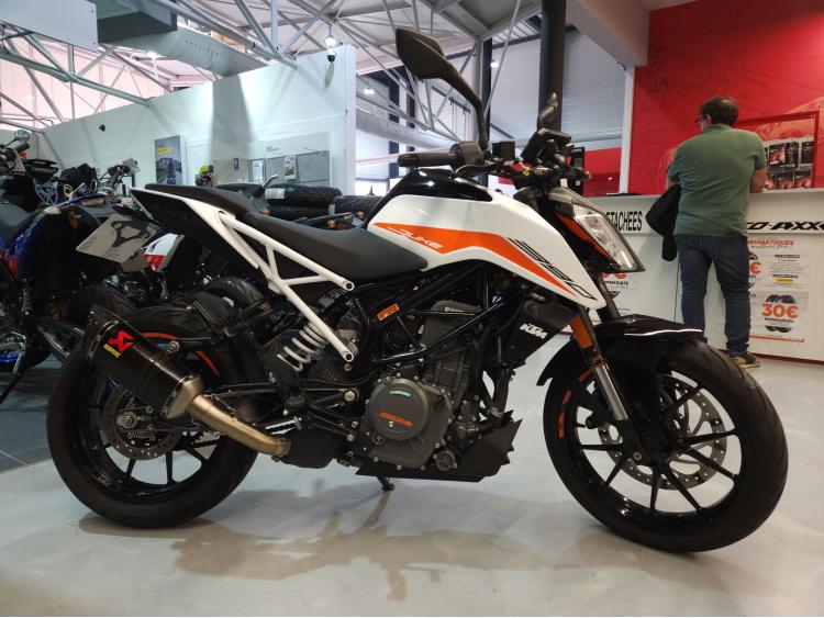 KTM 390 DUKE