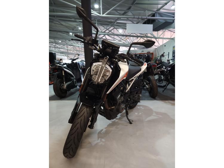 KTM 390 DUKE