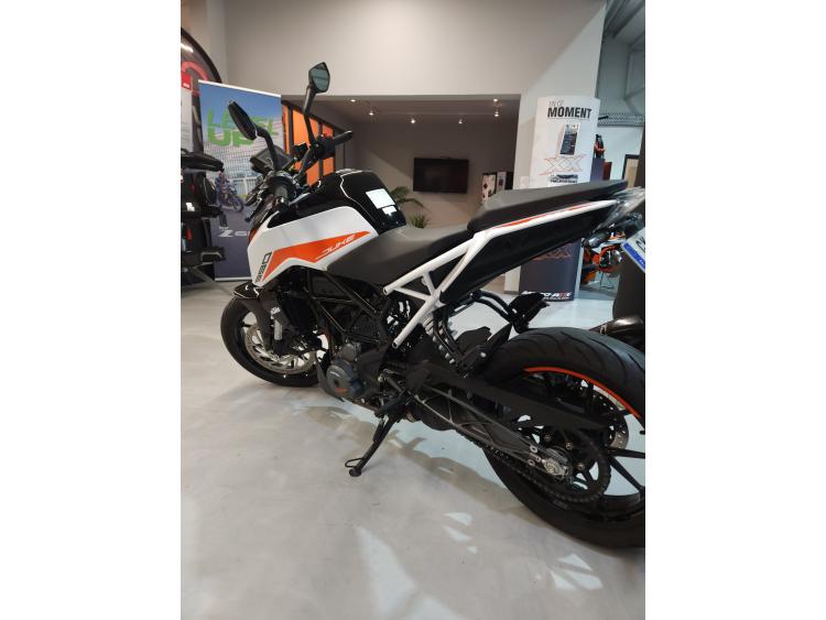 KTM 390 DUKE