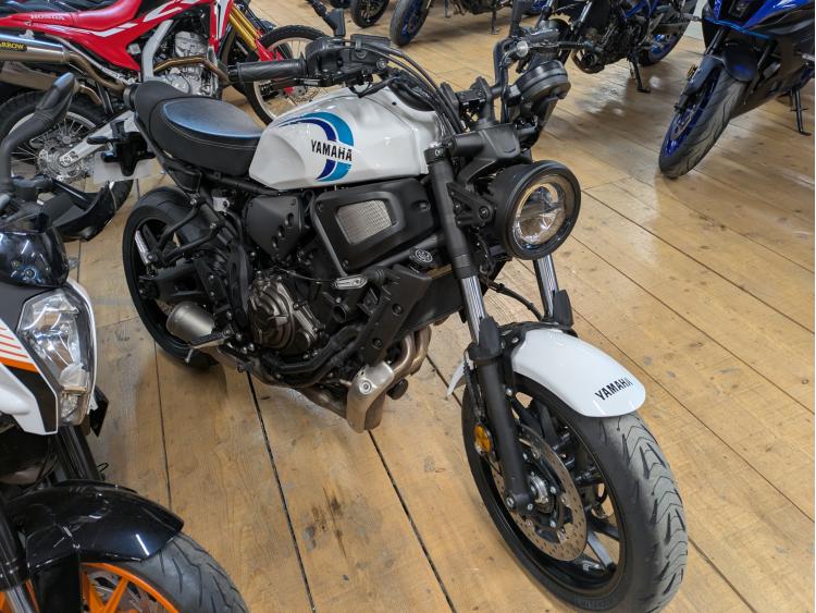 YAMAHA XSR 700 ABS A2