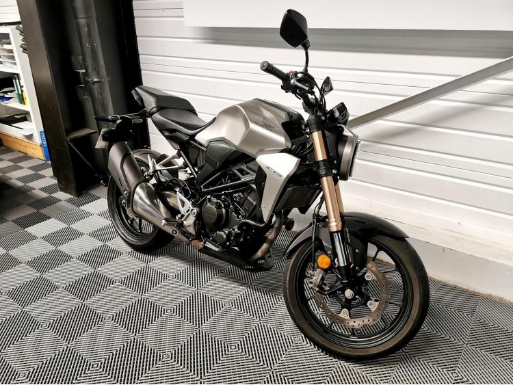 HONDA CB300R CB300 R CB 300 - ELIGIBLE A2