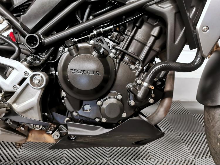 HONDA CB300R CB300 R CB 300 - ELIGIBLE A2