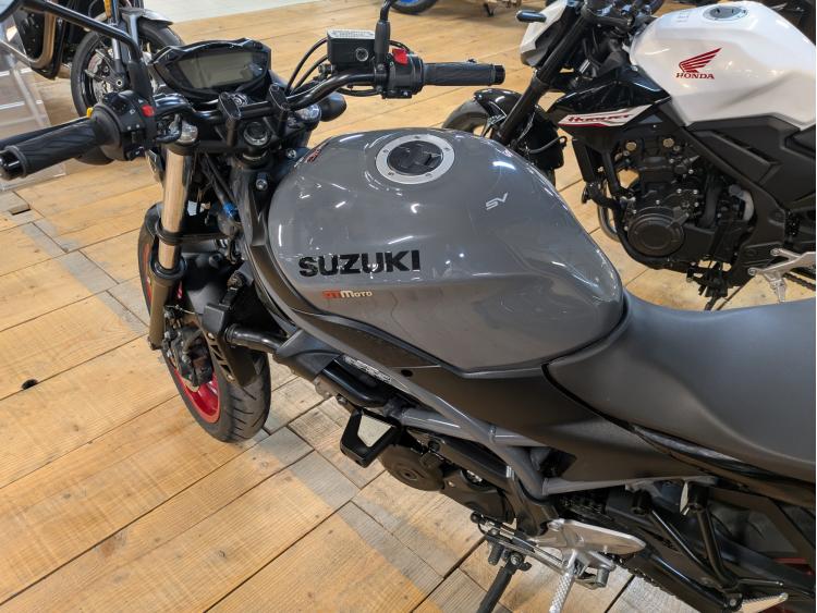 SUZUKI SV 650 A2