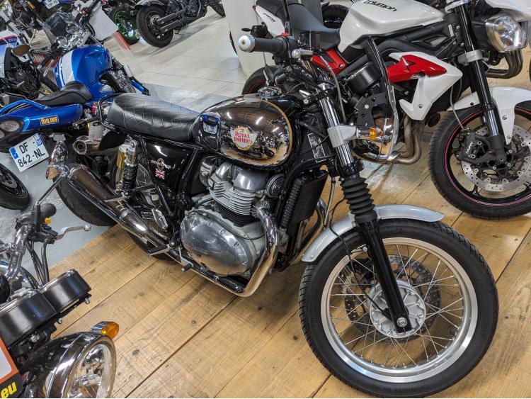ROYAL ENFIELD INTERCEPTOR