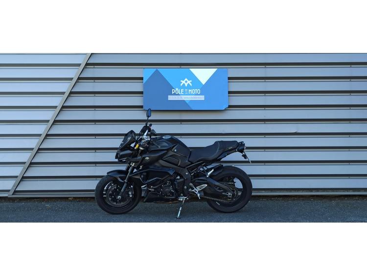 YAMAHA MT-10