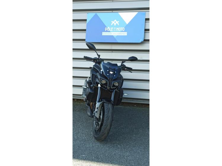 YAMAHA MT-10