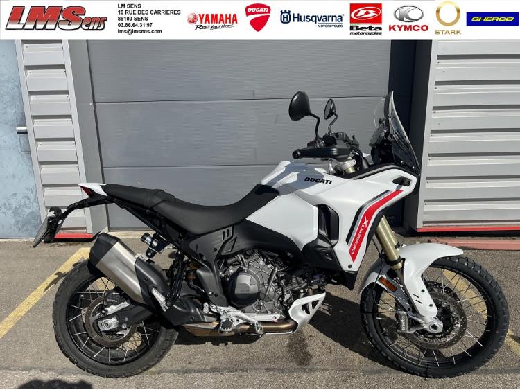 DUCATI DESERT X