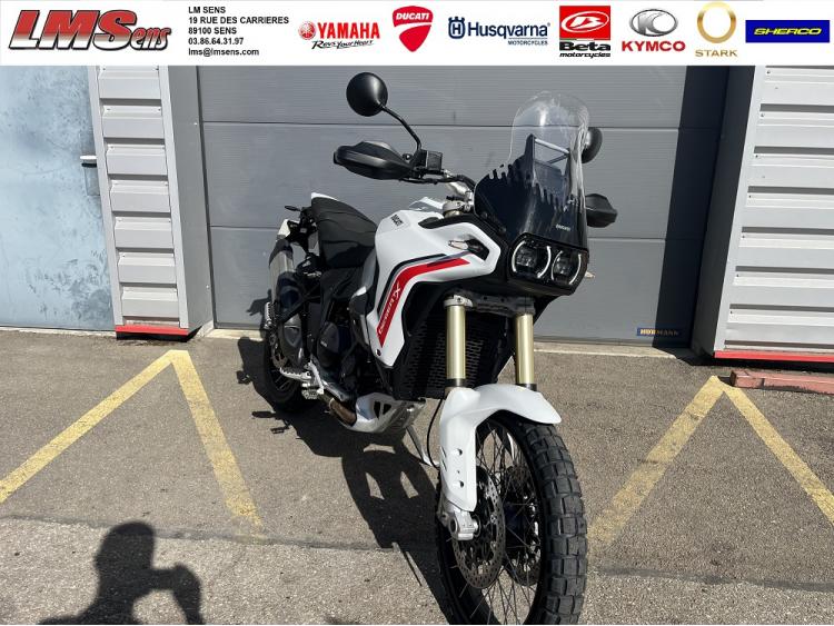 DUCATI DESERT X