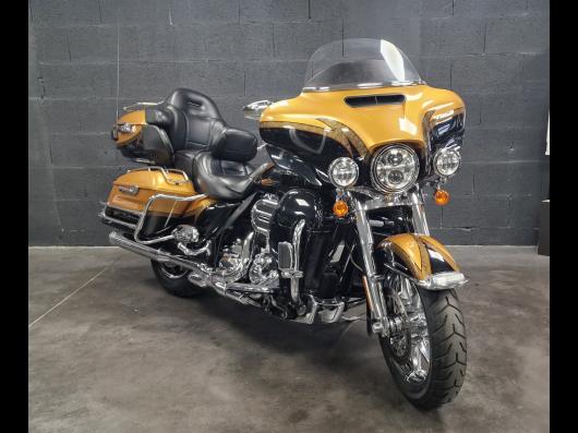 HARLEY-DAVIDSON TOURING ELECTRA GLIDE 1800 ULTRA CVO