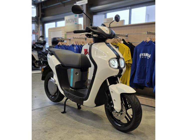 YAMAHA NEO'S 50 ELECTRIQUE 2 BATTERIES