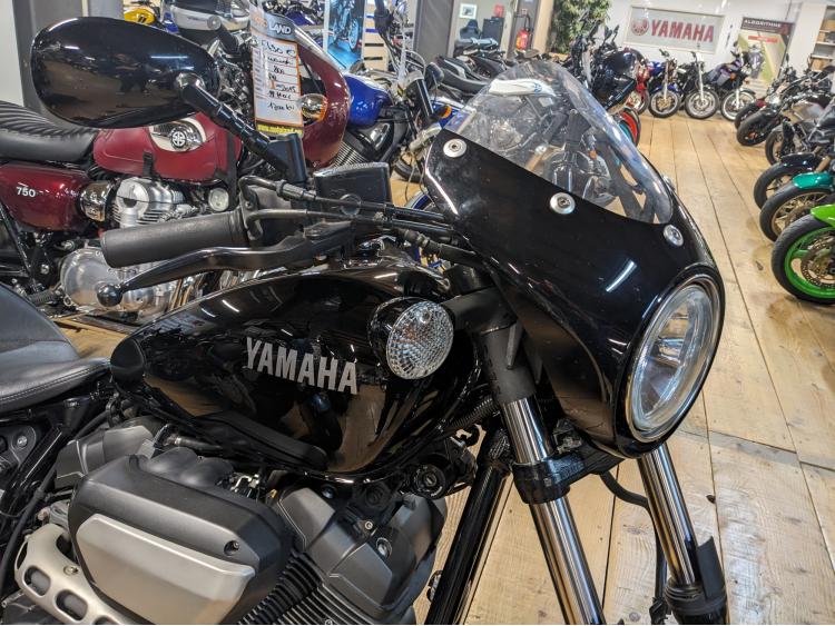 YAMAHA XV 950 BOLT