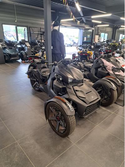 CAN-AM RYKER 900