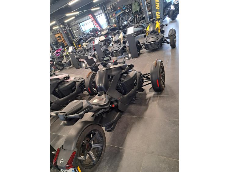 CAN-AM RYKER 900 SPORT 