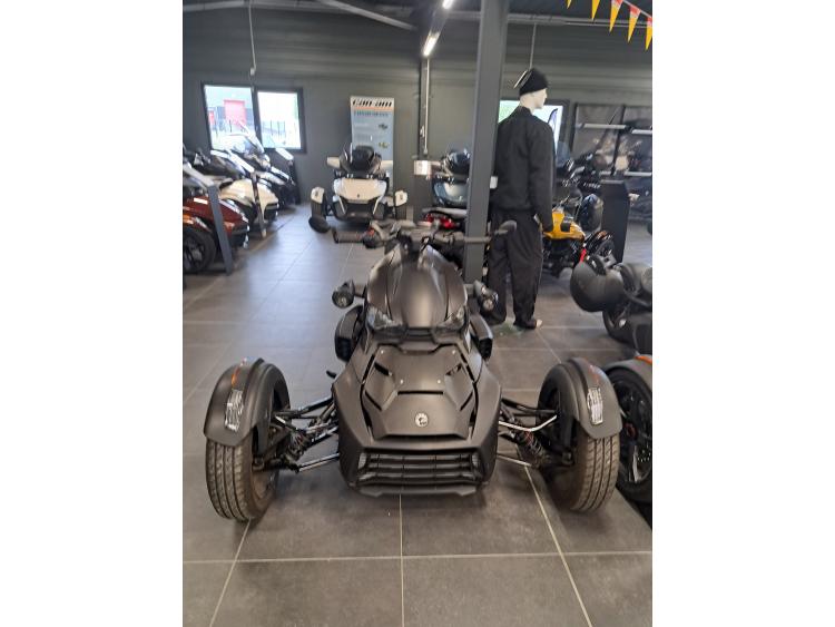 CAN-AM RYKER 900 SPORT 