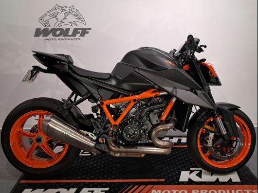 KTM 1290 SUPER DUKE R