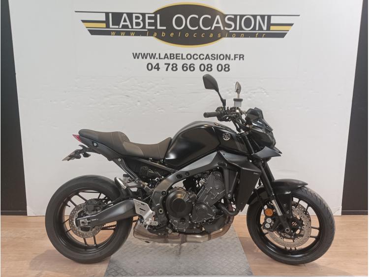 YAMAHA MT 09