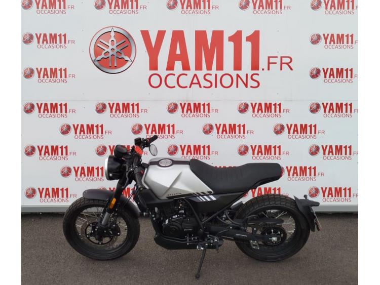 BRIXTON MOTORCYCLES CROSSFIRE 125