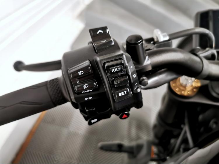 YAMAHA XSR 900 - ELIGIBLE AU PERMIS A2 - XSR900