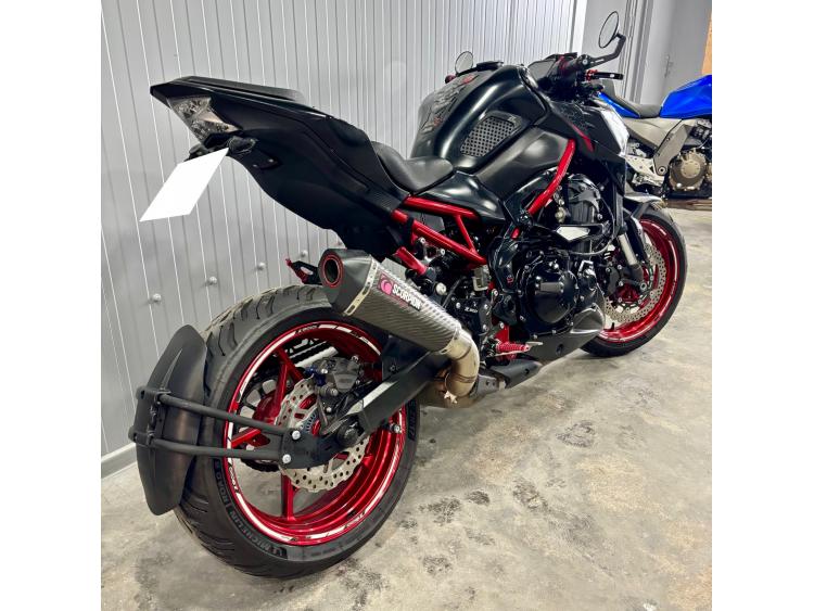 KAWASAKI Z 900