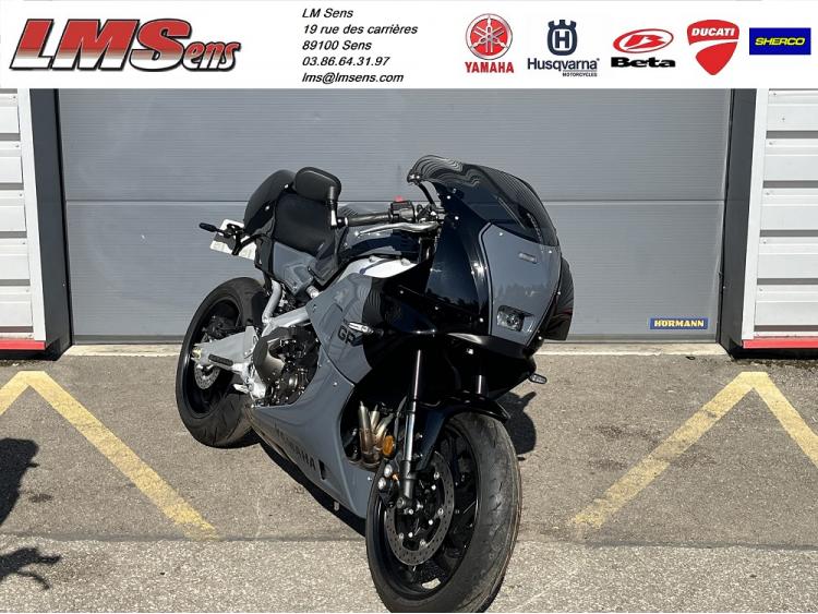 YAMAHA XSR 900 GP