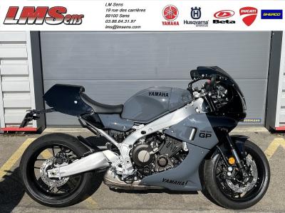 YAMAHA XSR 900 GP