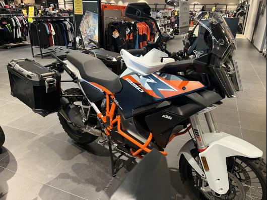 KTM 1390 SUPER ADVENTURE R 2026