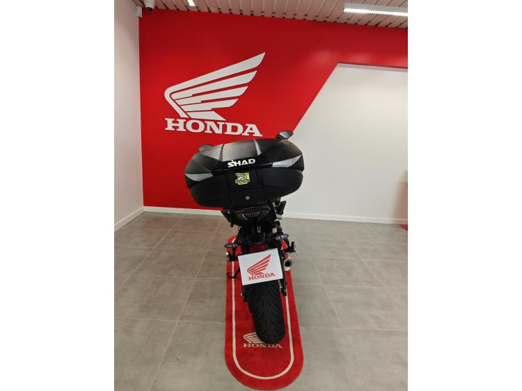 YAMAHA TRACER 7