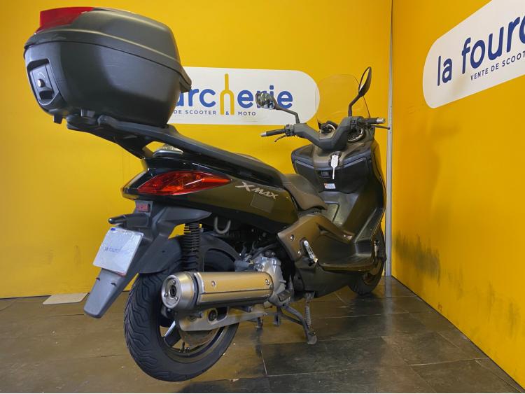 YAMAHA XMAX 125