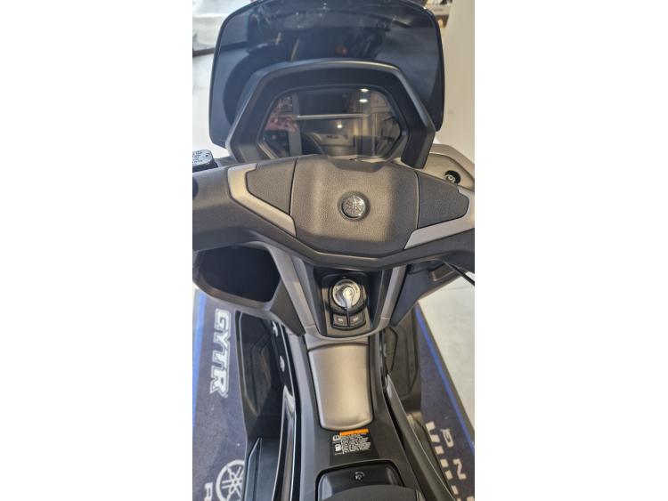 YAMAHA NMAX 125 TECH MAX