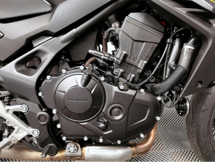 HONDA CB 750 HORNET - ELIGIBLE A2 - CB750