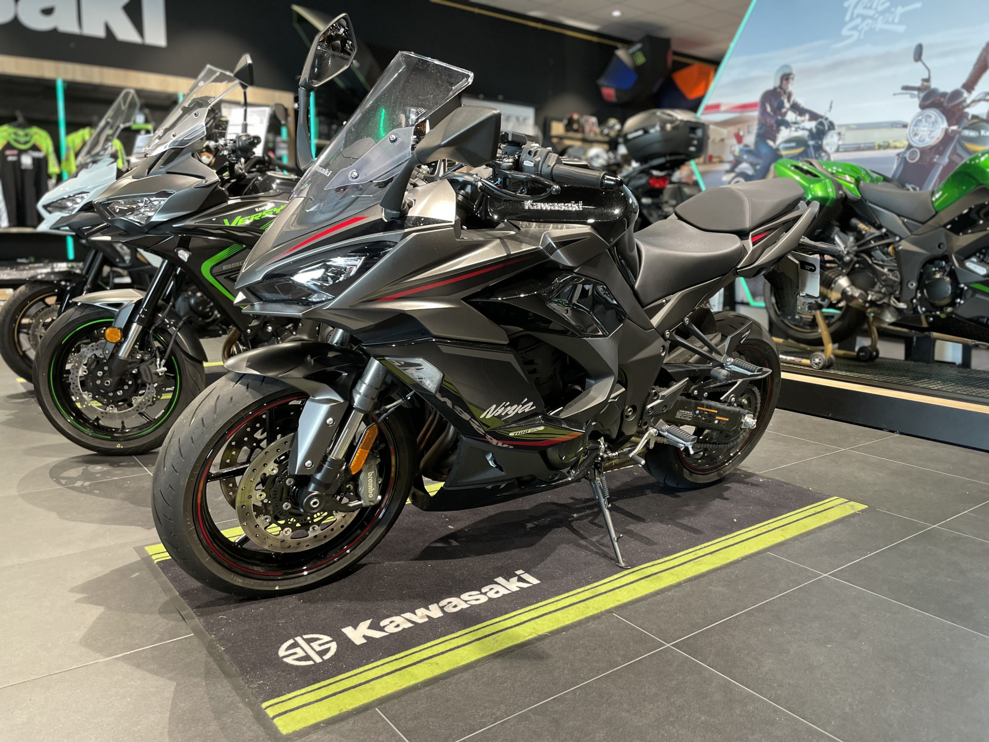 KAWASAKI NINJA 1100 SX SE
