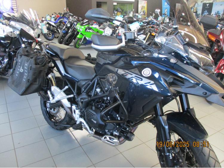 BENELLI TRK 502 X