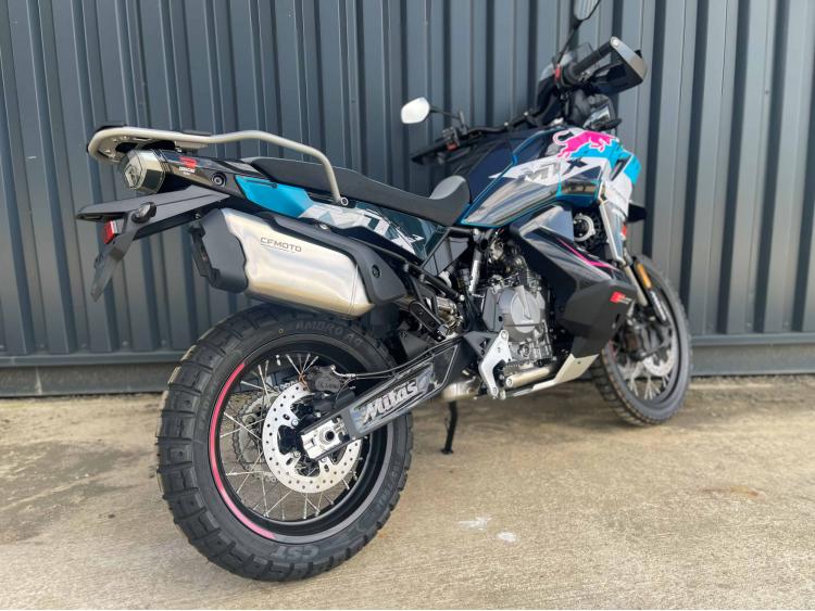 CF MOTO MT 800  X