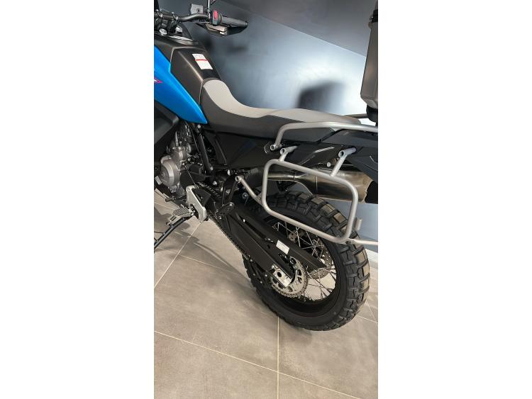 CF MOTO MT 800  X