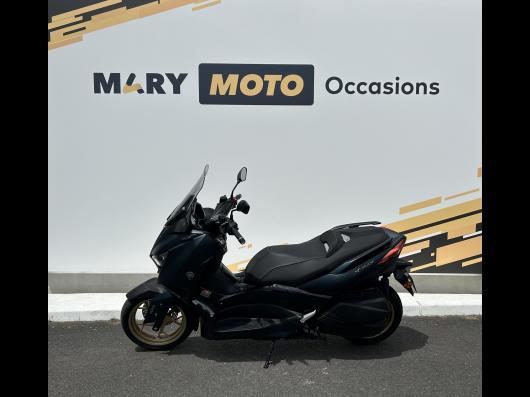 YAMAHA XMAX 300 Tech Max