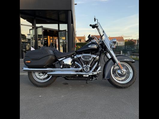 HARLEY-DAVIDSON SOFTAIL HERITAGE 1868