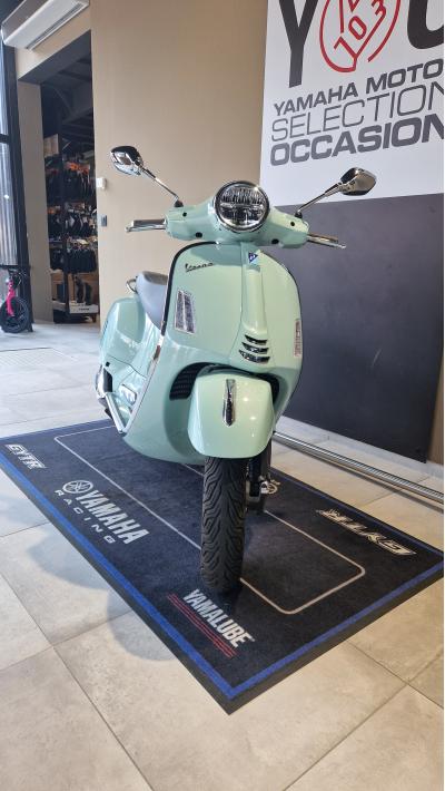 PIAGGIO VESPA 300 GTS