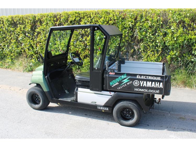 YAMAHA UMQ-E AC T *DEMO*