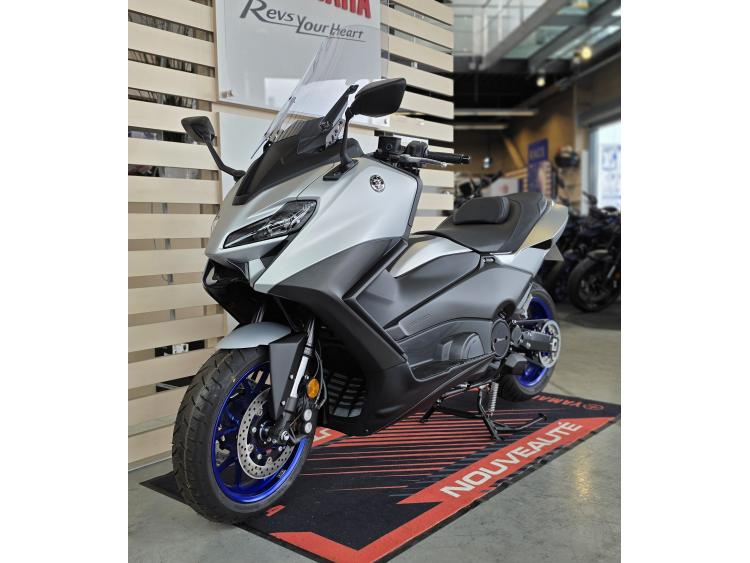 YAMAHA TMAX 560 ICON PERFORMANCE 1/1