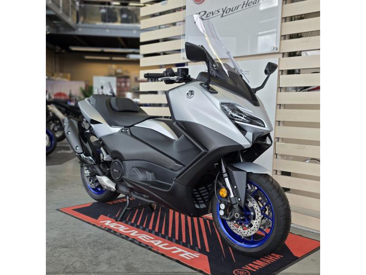 YAMAHA TMAX 560 ICON PERFORMANCE 1/1