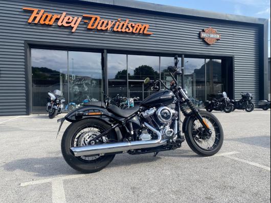 HARLEY-DAVIDSON SOFTAIL STREET BOB 1923