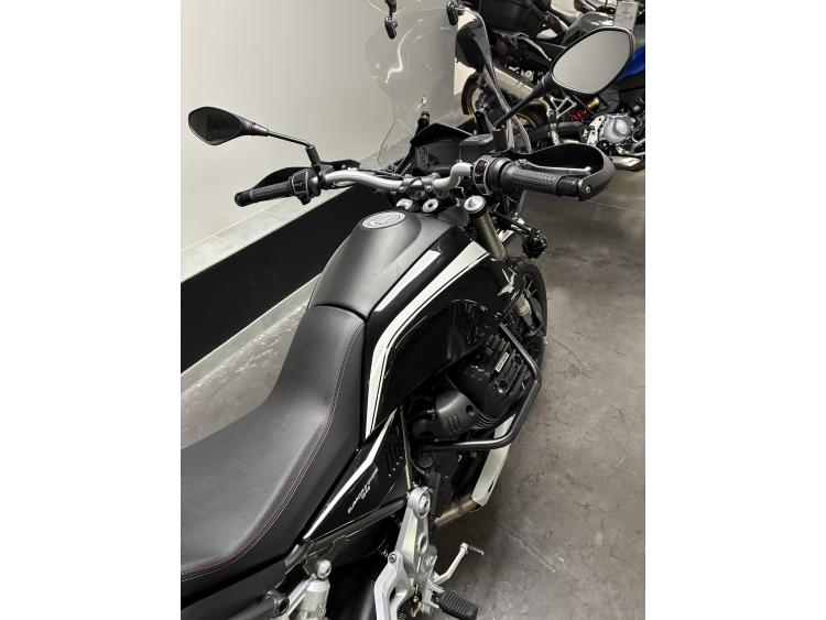 MOTO GUZZI V85 TT 850 GUARDIA D'ONORE 0179/1946 garantie 12 mois 
